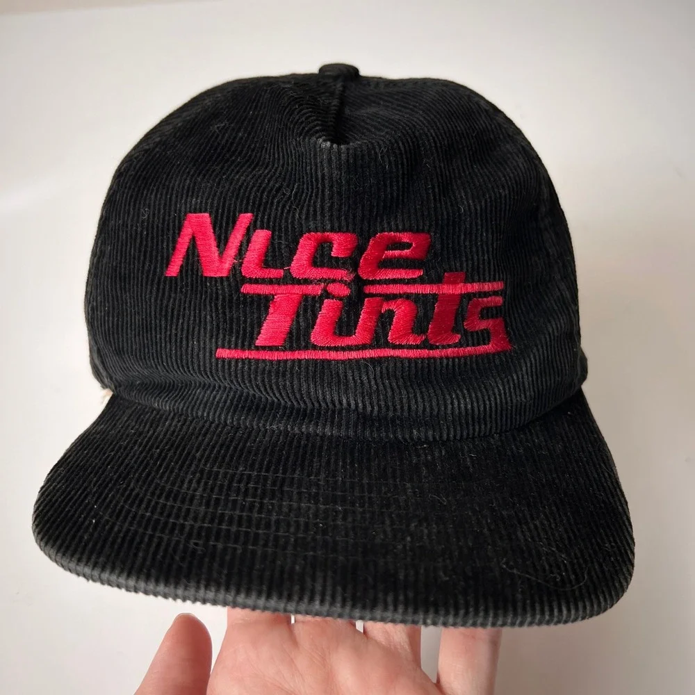 Vintage Richardson Nice Tints Hat Black Red Corduroy‎ Adjustable Cap